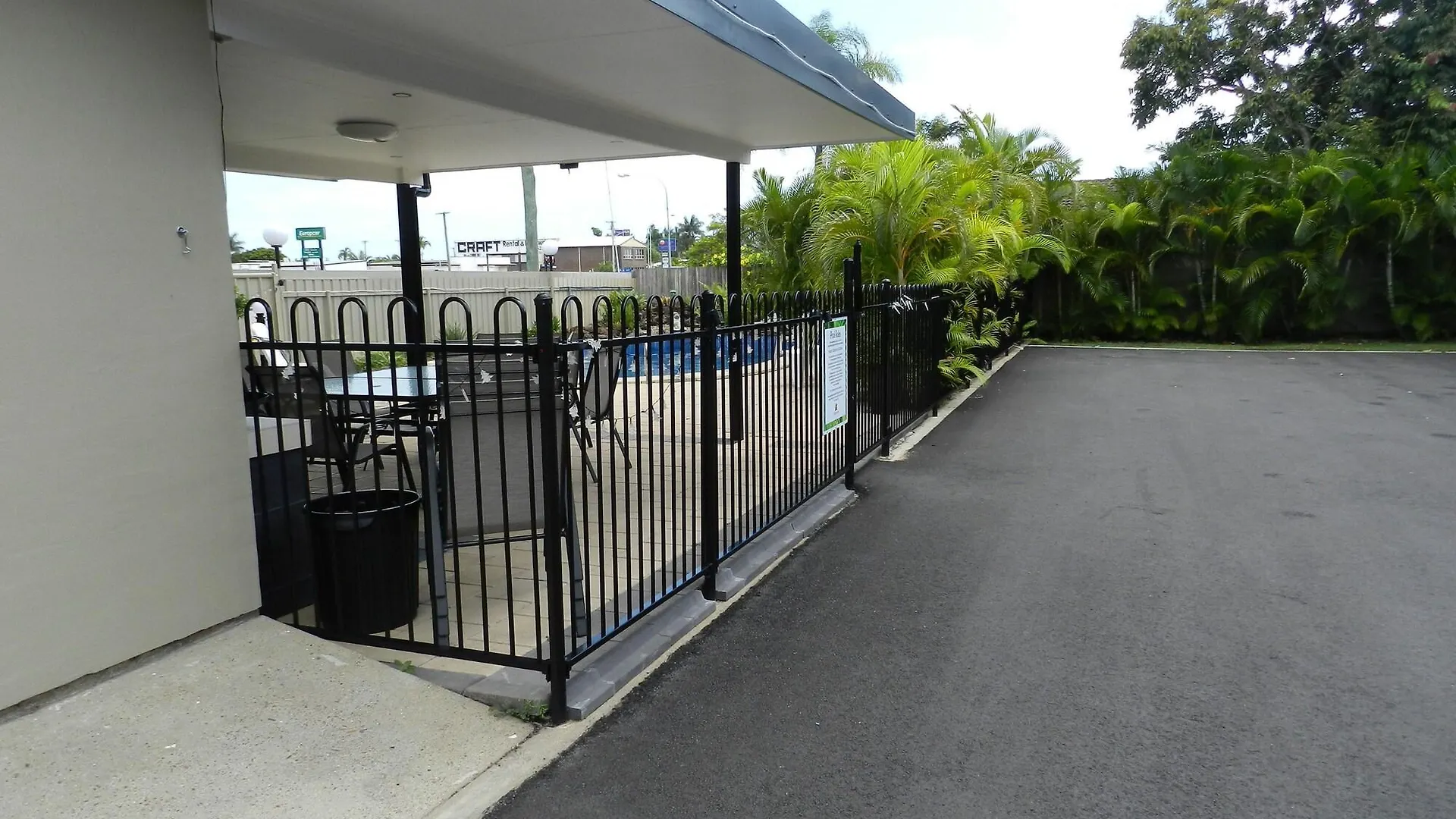 Golden Palms Motor Inn Bundaberg 4*,  Australia
