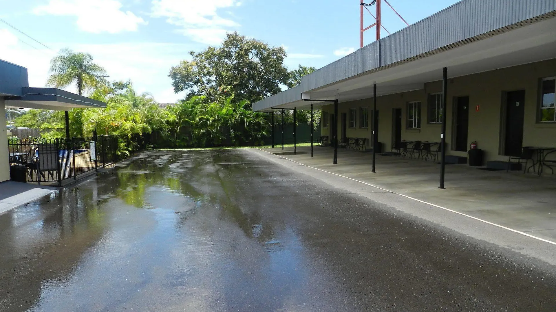 Golden Palms Motor Inn Bundaberg 4*,